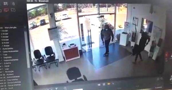 La Nación / Roban G. 220 millones en comercio de cubiertas