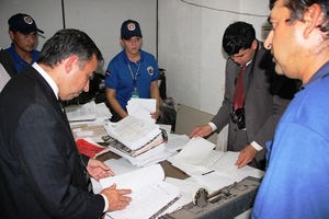 Diario HOY | Atrapan a exfuncionario de Puertos, condenado por vaciar un depósito
