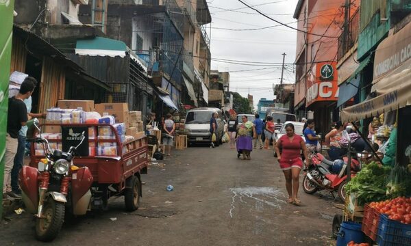 Balean a guardias de seguridad en mercado de CDE