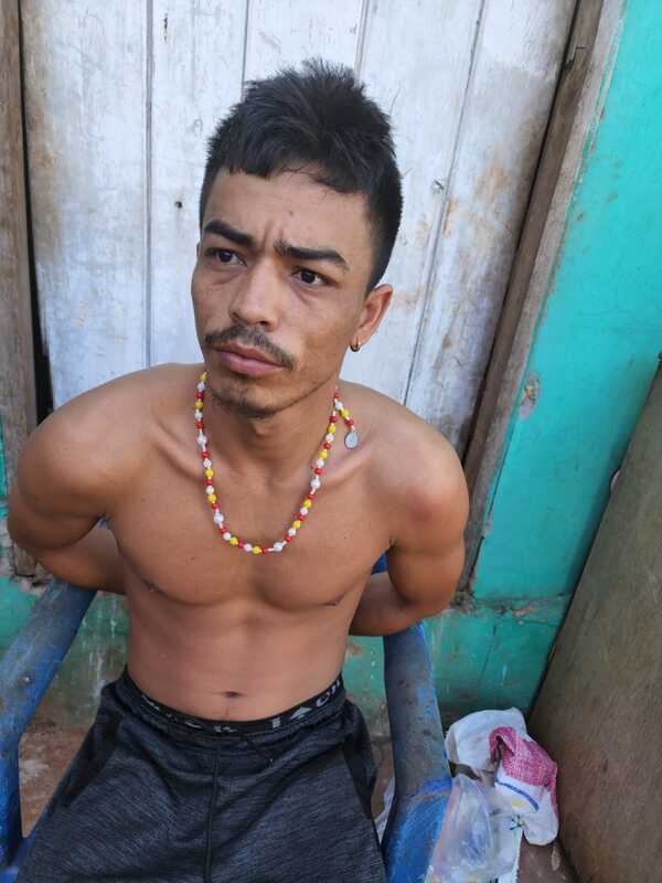 Atrapan a uno de los motochorros que dispararon a joven para robarle el celular - La Clave
