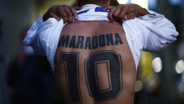 El poderoso influjo del 'camisa 10'