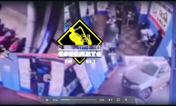 Hurtan Gs. 65 millones de interior de camioneta