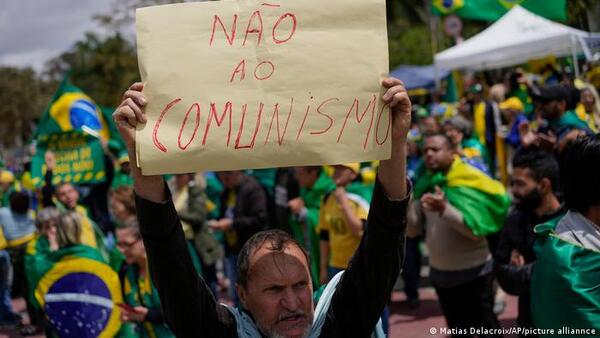 Brasil: miles piden intervención militar ante victoria de Lula