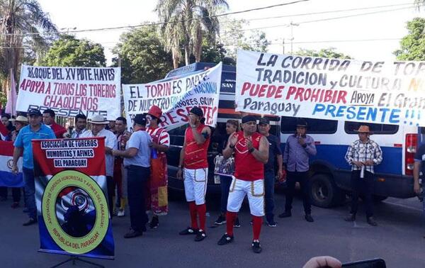 Asociación de Toreros niegan maltrato animal y exigen que corridas no sean prohibidas – Prensa 5