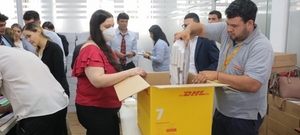 Envían maletines electorales al exterior para internas simultáneas - trece