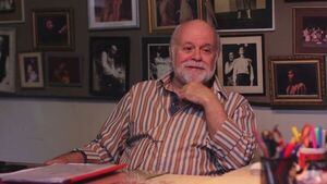 José Luis Ardissone presenta su libro “50 Años de Teatro”