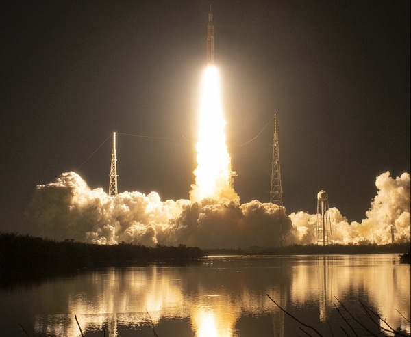 Despega a la luna la misión Artemis de la NASA | 1000 Noticias