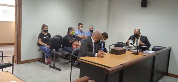 Por sexta ocasión se suspende inicio de juicio oral de ex funcionarios de la municipalidad de Asunción - PDS RADIO