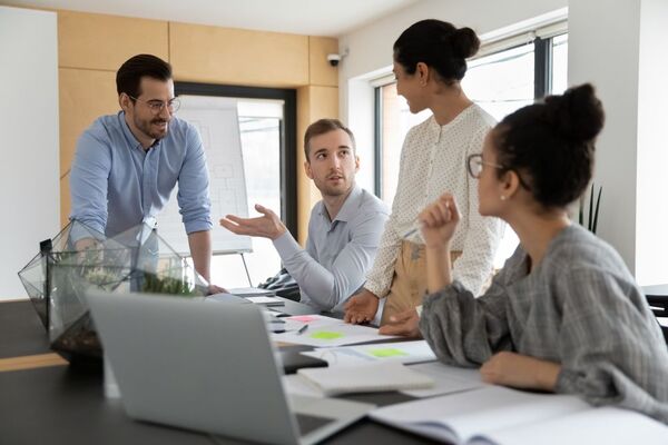 Lanzan campaña “Ñande Aguinaldo, tu derecho”, para educar a empresas y trabajadores - MarketData