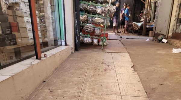 Desconocidos balean a guardias del Mercado de Abasto de CDE