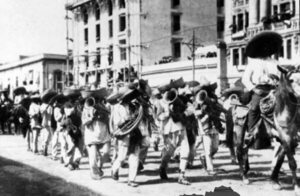 Fotografías y música para celebrar el 112° aniversario de la Revolución Mexicana - Cultura - ABC Color