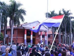 Habrá cese de actividades en la UNA durante el tratamiento del Presupuesto 2023 · Radio Monumental 1080 AM