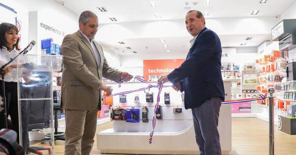 La Nación / RadioShack y Grupo Unicomer se fusionan y habilitan una nueva tienda en San Lorenzo