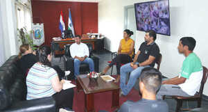 Autoridades compactan valores con espacios deportivos en Boquerón