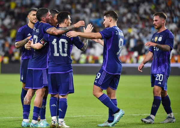 Diario HOY | Argentina golea en último amistoso previo al Mundial