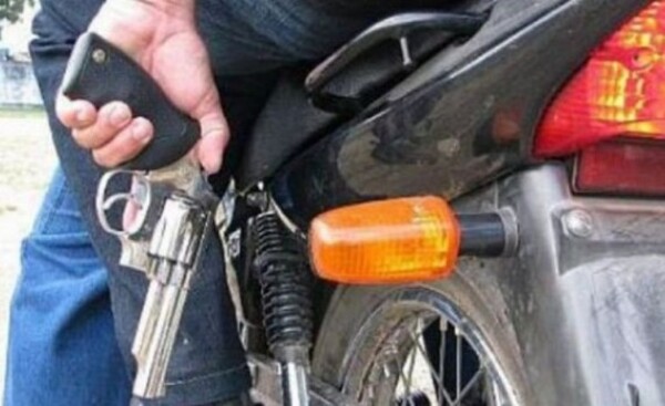 Piden prisión para presunto motochorro que habría robado moto a mujer