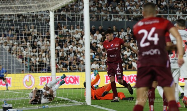 Miguel Jacquet habló del gol que le anularon ante Olimpia y del bajón de Nacional