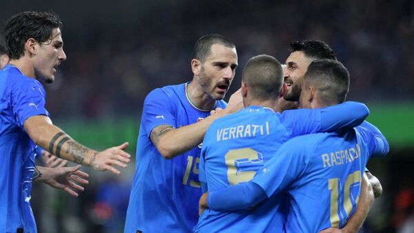 Italia se rehace ante Albania