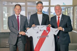 Nueva era: Martín Demichelis fue presentado como DT del River de Rojas y Martínez
