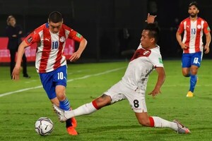 Paraguay enfrenta a Perú en Lima
