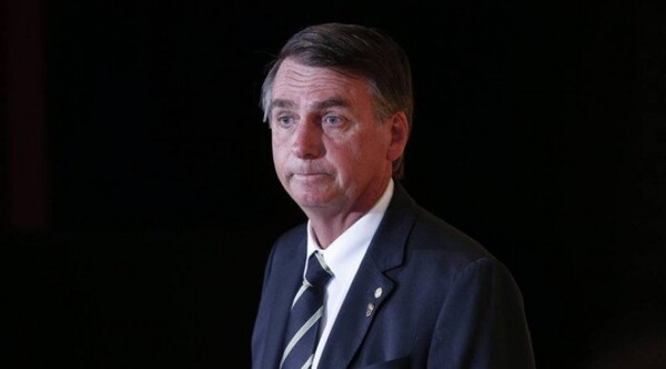 Diario HOY | Bolsonaro tratado por enfermedad de piel, recluido tras derrota electoral