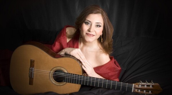 Diario HOY | Paraguay en los Latin Grammy hoy: Berta Rojas con dos nominaciones