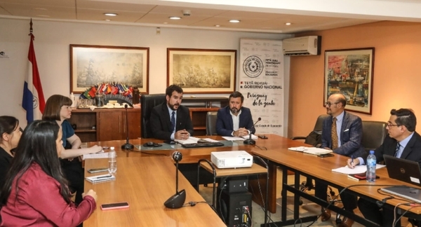 Evalúan avances en asistencia técnica sobre sostenibilidad macro-fiscal