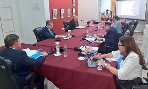 Diario HOY | Prisa sin precedentes por la Fiscalía: fijan fechas para examen y audiencias