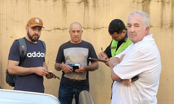 Delincuentes intentan asaltar a turistas en pleno microcentro de Ciudad del Este – Diario TNPRESS