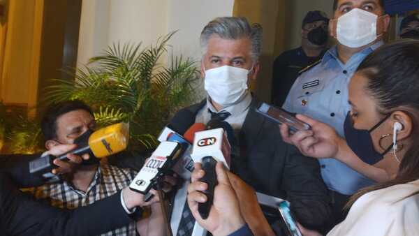 No encuentra motivos para renunciar al cargo, dice ministro | 1000 Noticias