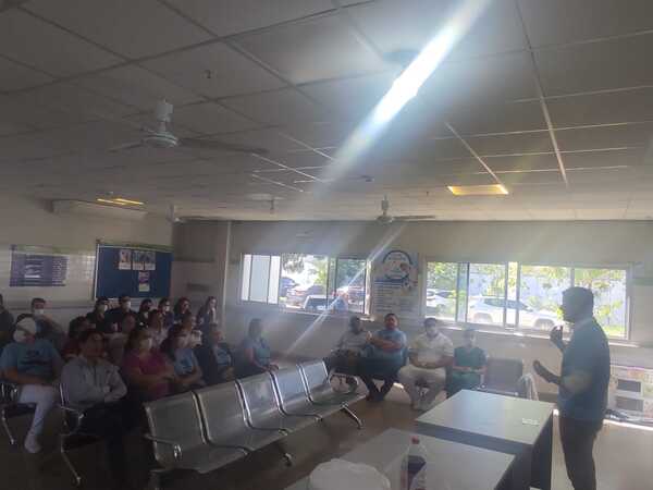 Hospital Regional e IPS realizan charlas en el Día Mundial de Lucha contra el Cáncer de Próstata - Radio Imperio