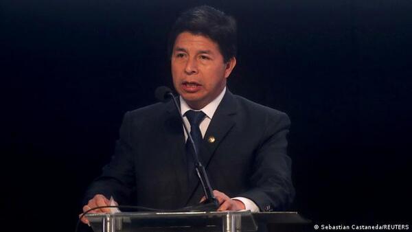 Congreso de Perú admite denuncia constitucional contra Castillo