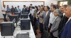 Inauguraron centro para emprendedores en la UNE de Alto Paraná
