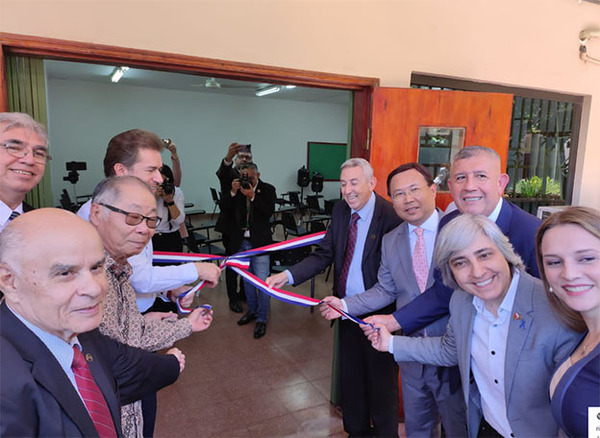 Inauguran Centro de Apoyo para Emprendedores en CDE, con presencia de altas autoridades | DIARIO PRIMERA PLANA