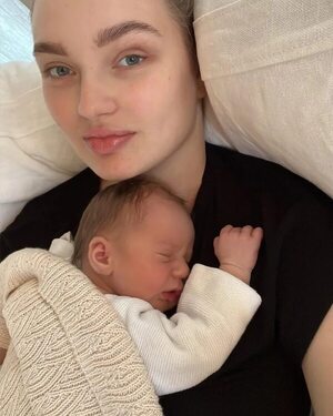 Romee Strijd, el ángel de Victoria’s Secret, fue mamá por segunda vez - Gente - ABC Color