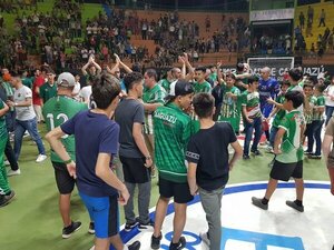 Caacupé y Caaguazú ganan en el inicio del cuadrangular final