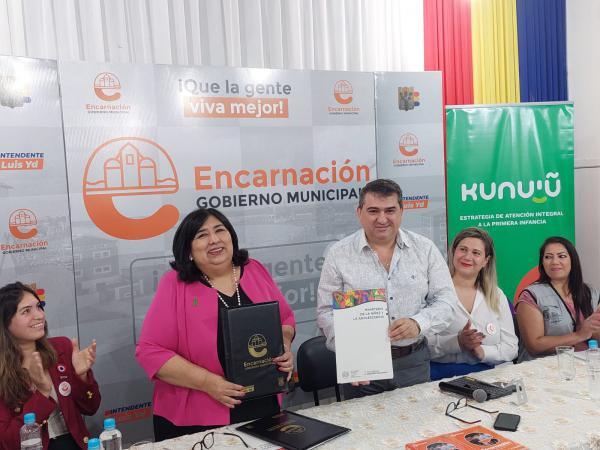 El MINNA y la Municipalidad de Encarnación firman convenio marco de cooperación