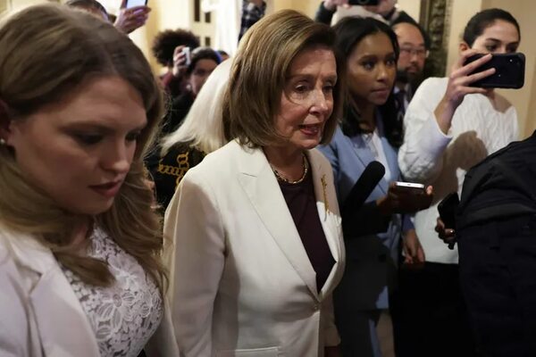 Pelosi anuncia su retirada como líder demócrata en la Cámara Baja de EEUU - Mundo - ABC Color