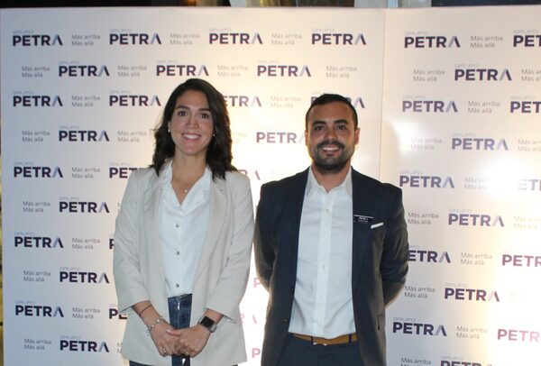 Sudameris presenta: Petra Icon, Asunción se ilumina - Revista PLUS