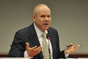 Un exministro renuncia al equipo de transición de Lula porque le "crean problemas" por su condición de condenado por la justicia para ocupar cargos públicos - Informatepy.com