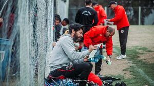El Loco Sebastián Abreu y una nueva experiencia en el fútbol