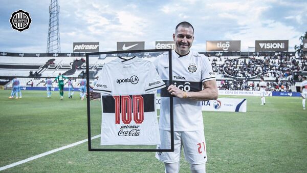 Antolín Alcaraz desea jugar un año más y retirarse en Olimpia