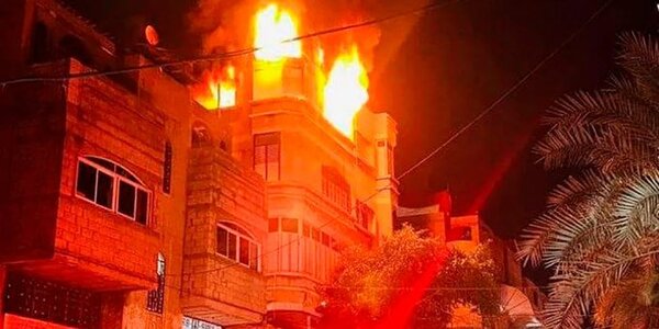 Al menos 21 palestinos murieron en un incendio de una vivienda en Gaza