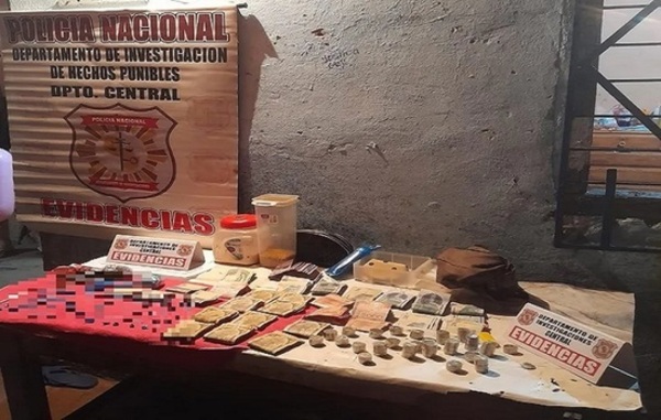 Ñemby: Caen supuestos microtraficantes de droga - Paraguaype.com