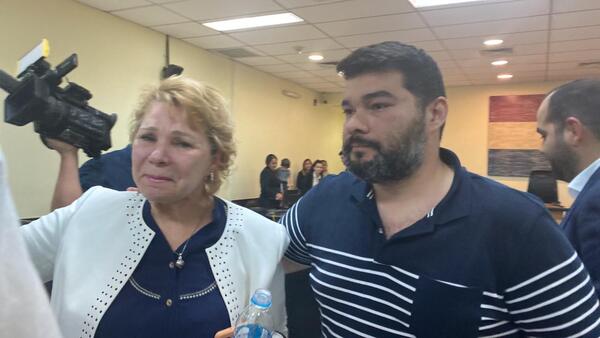Diario HOY | Condenan a Natalia Zuccolillo y a su periodista por difamación