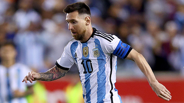 Diario HOY | Joven chino deja su trabajo para acompañar a Messi en su “último Mundial”