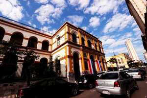 Gobierno veta totalmente la deducibilidad del 100% de IVA - .::Agencia IP::.