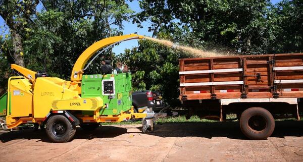 Binacional adquiere modernas máquinas para reaprovechamiento de residuos y compostaje