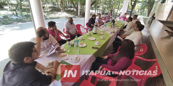REUNIÓN PARA CONCRECIÓN DEL ÁREA METROPOLITANA EN SAN JUAN DEL PNÁ.
