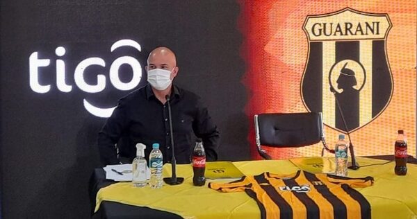 Ardua negociación: Fernando Jubero se va de Guaraní